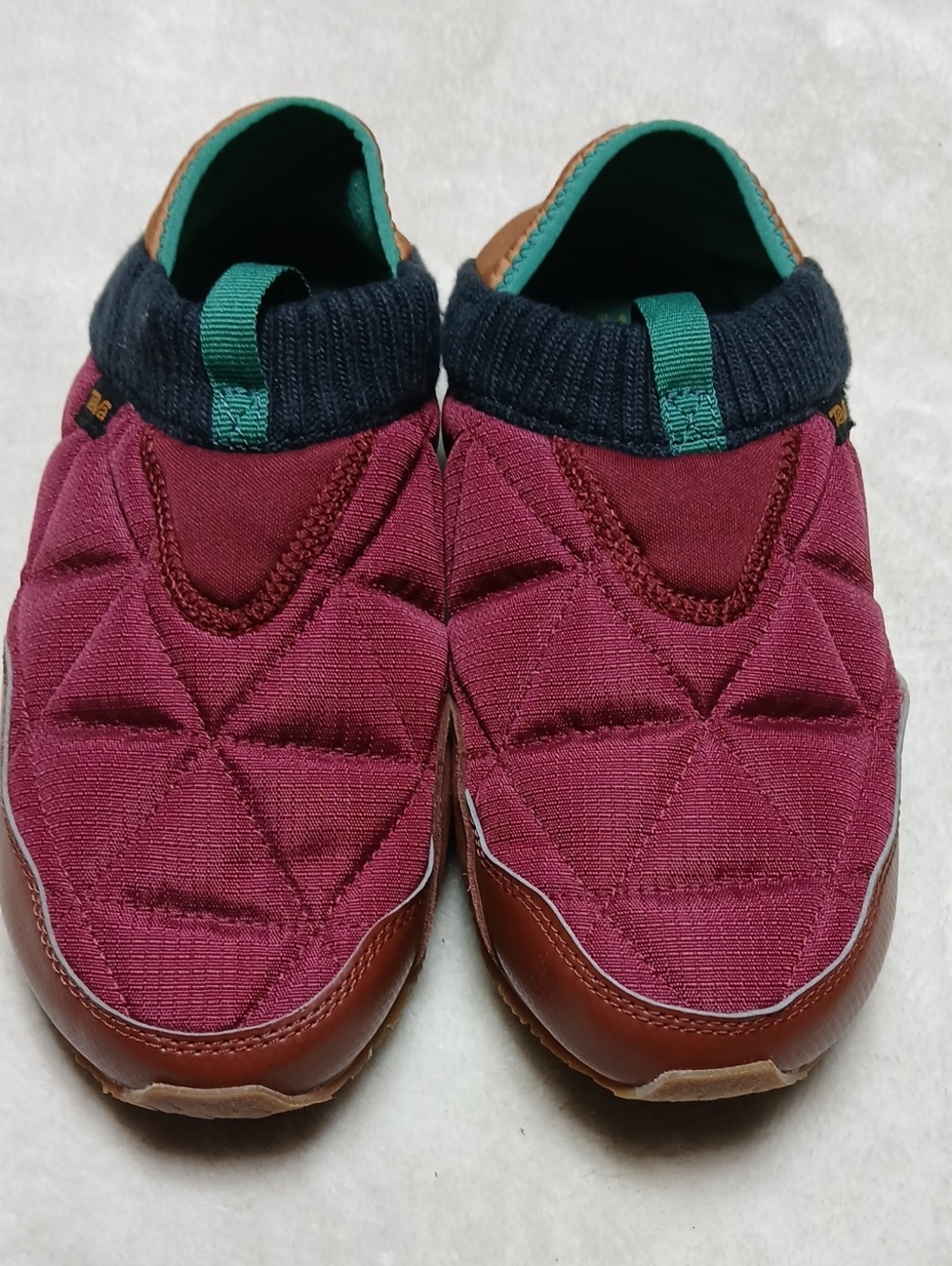 Teva ReEmber Moc Slip-On Shoes in Burgundy with Brown Size 7 Womans